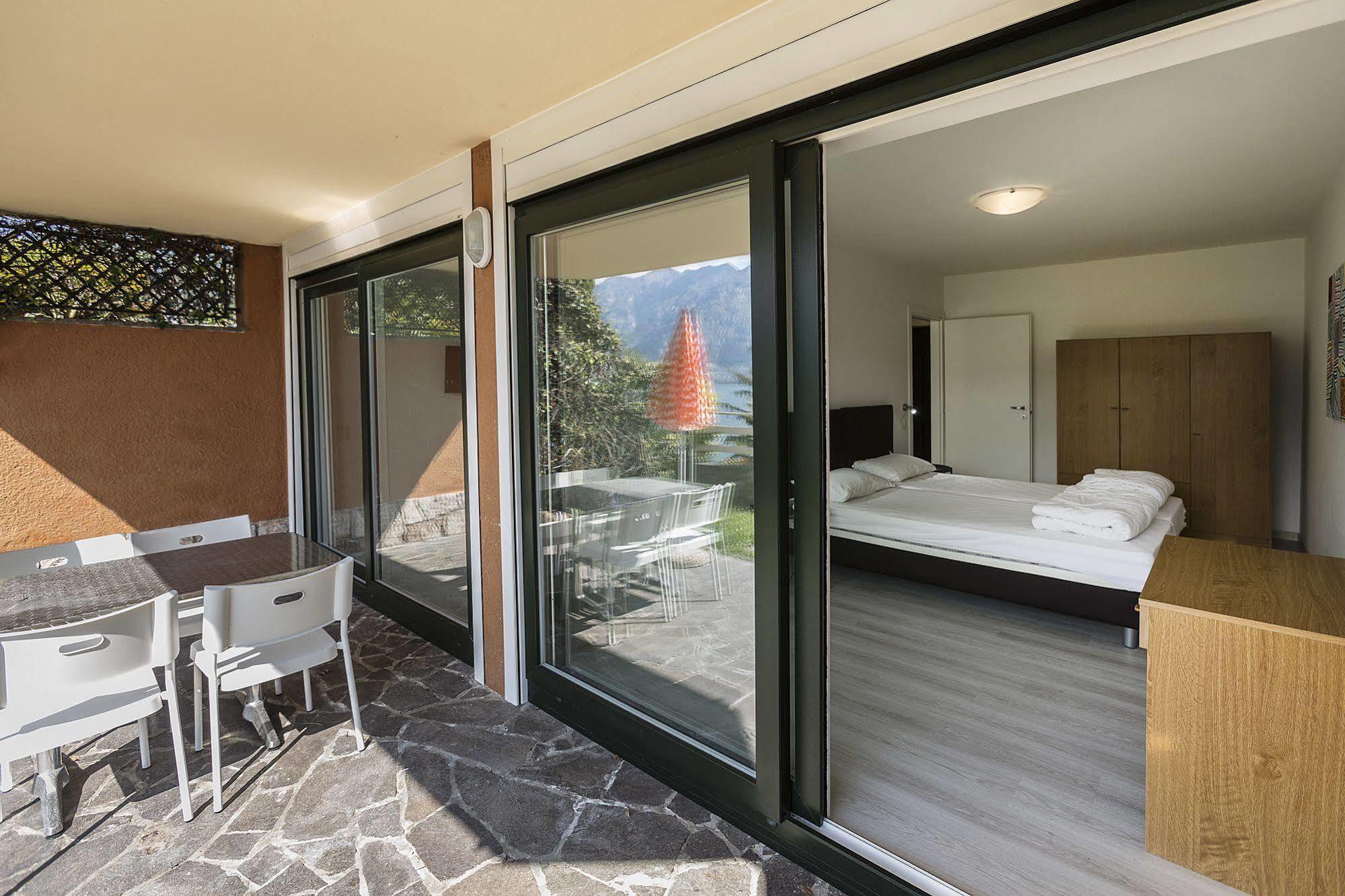 Residence Parco Lago Di Garda Мальчезине Экстерьер фото